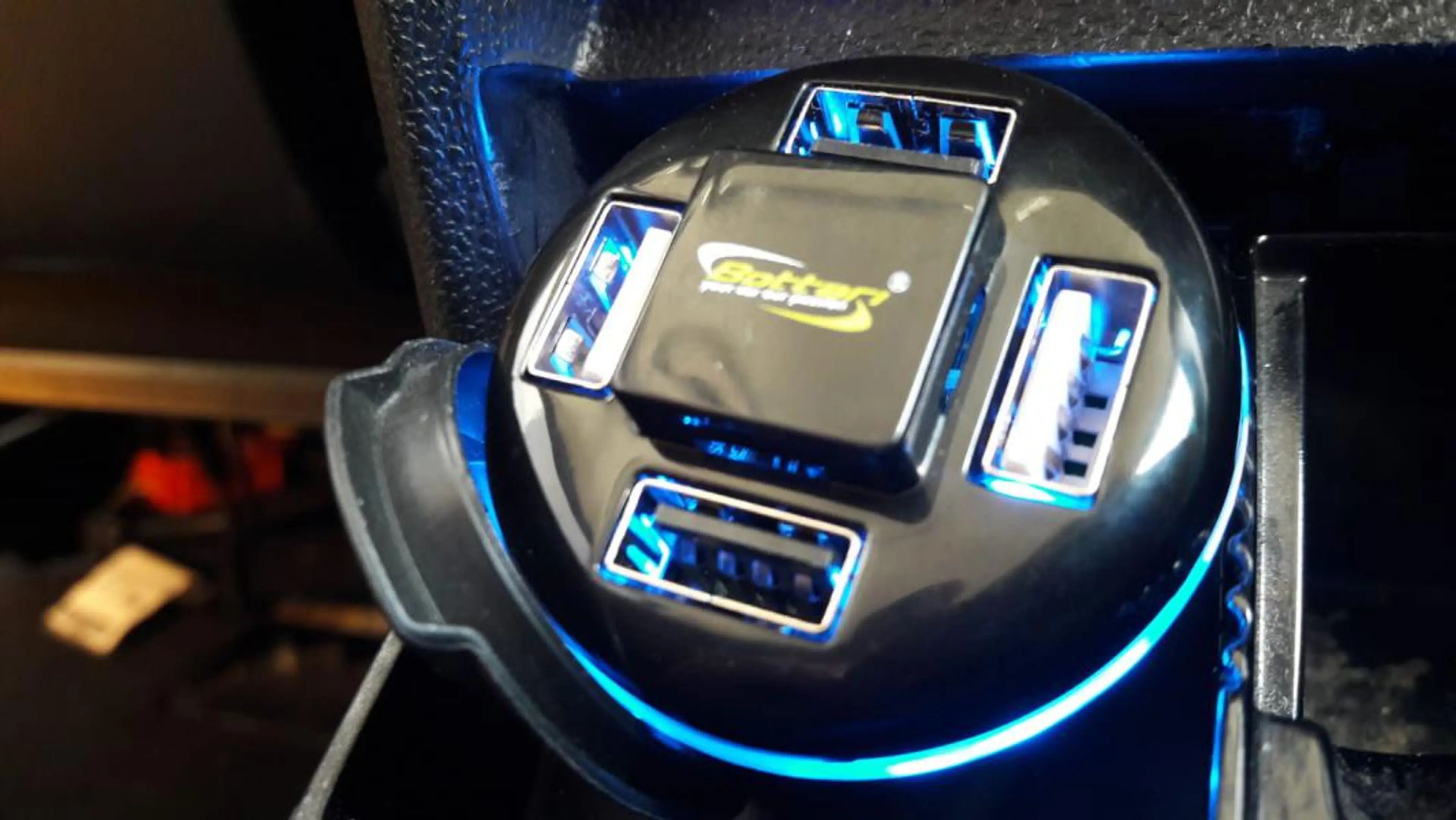 ++CARGADOR 4 USB
